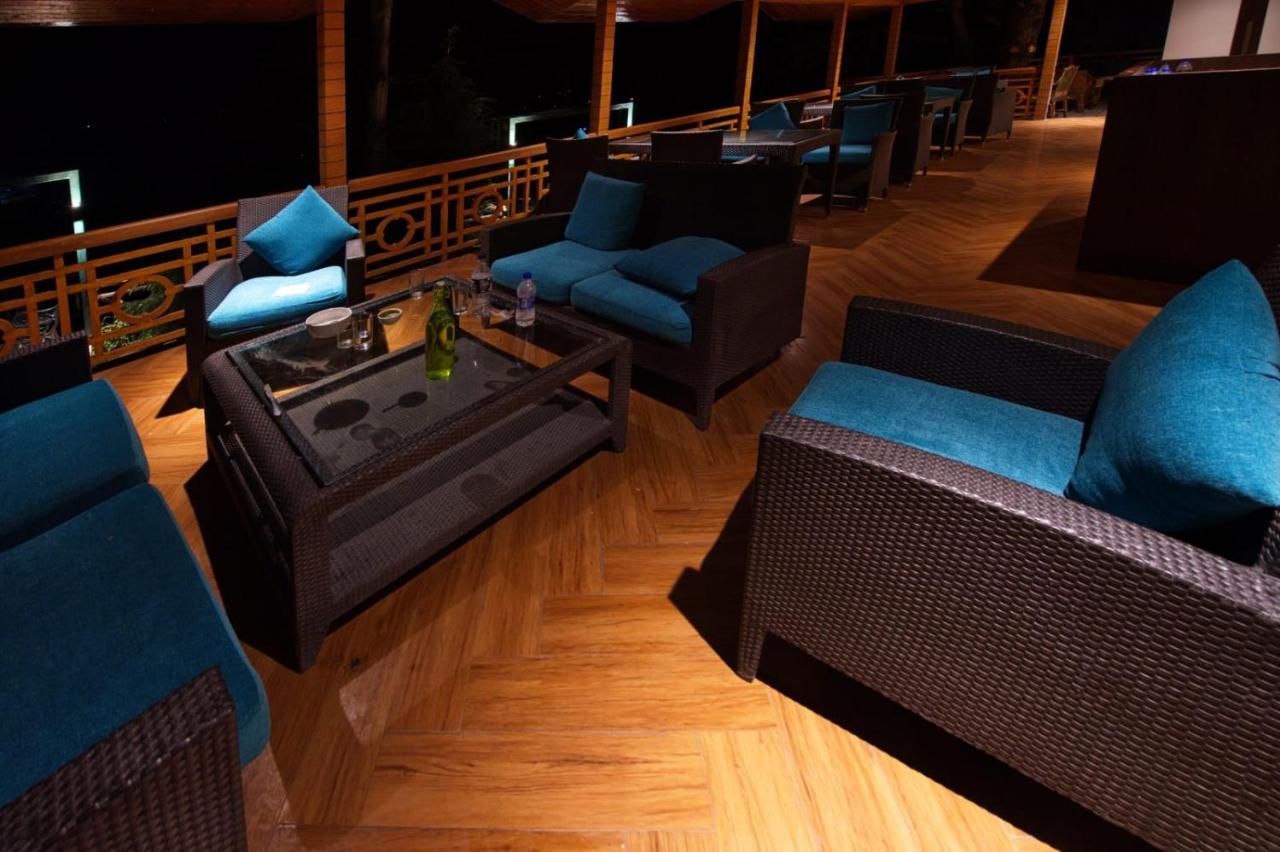 Radisson Golf Resort Pahalgam Exterior photo