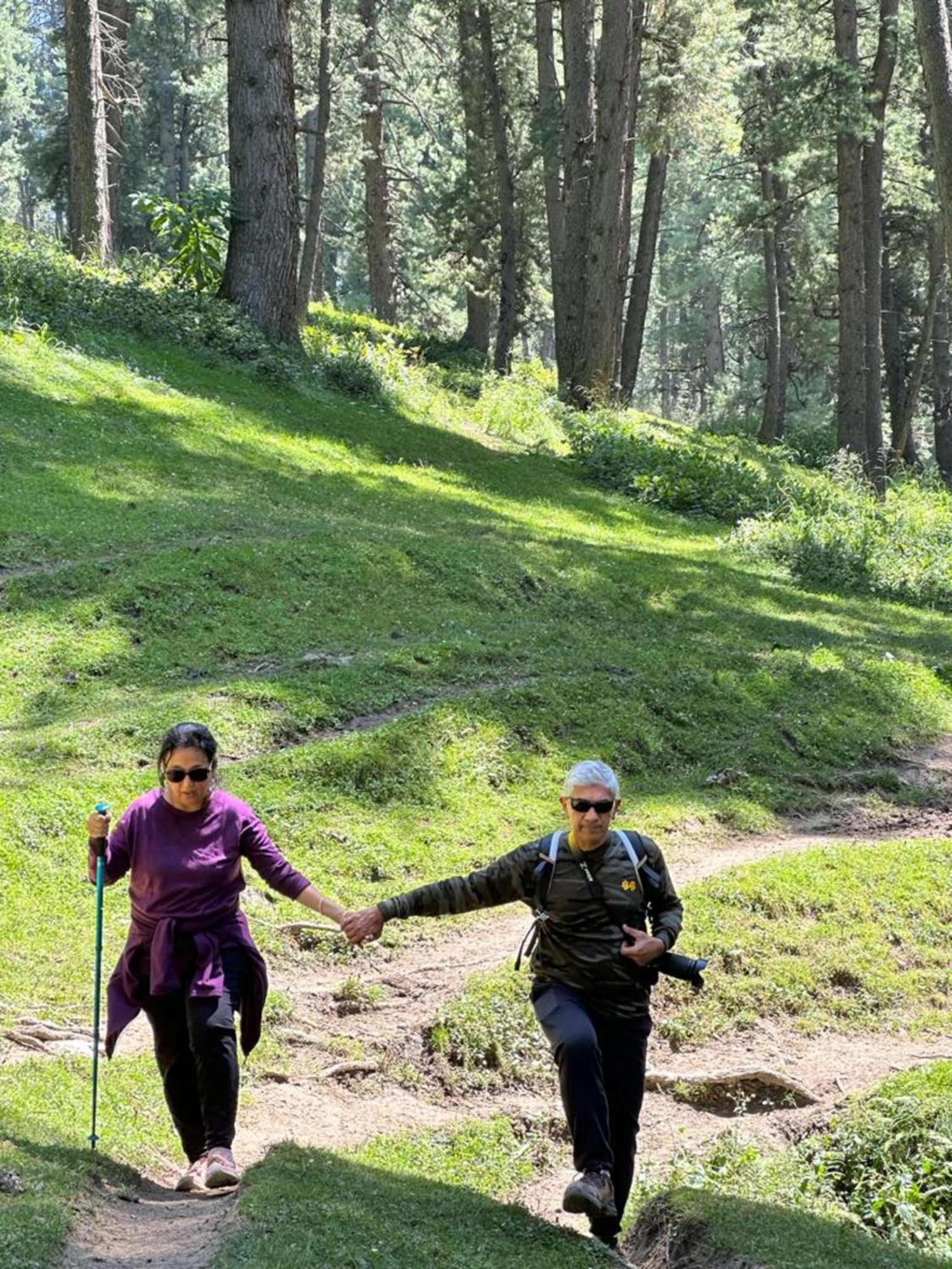 Radisson Golf Resort Pahalgam Exterior photo
